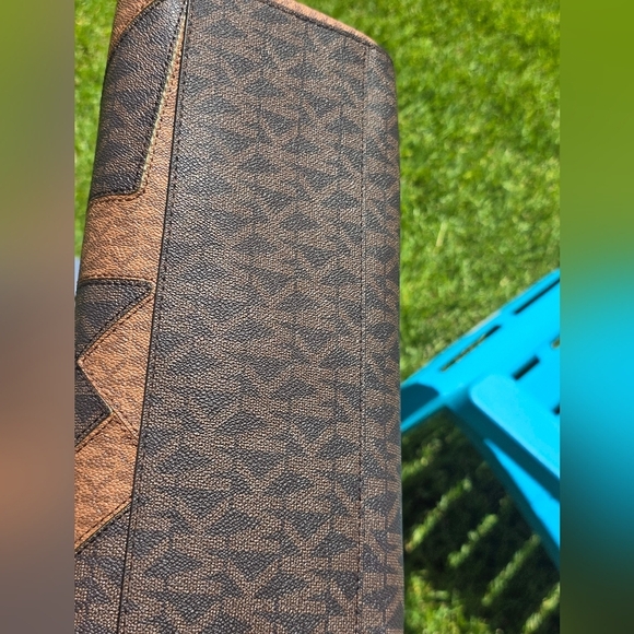 Michael Kors Signature Sinclair East West Tote Leather Handbag Women Rare - Picture 15 of 16